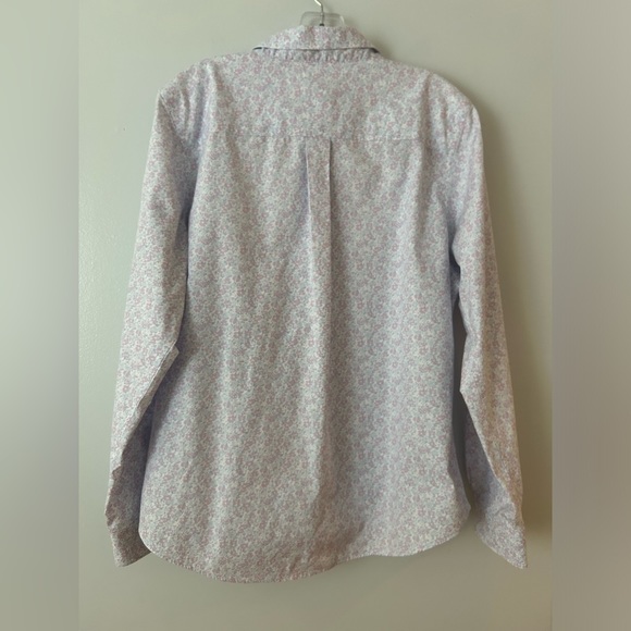 L.L Bean Floral Button Down Shirt Wrinkle Resistant - Picture 3 of 9